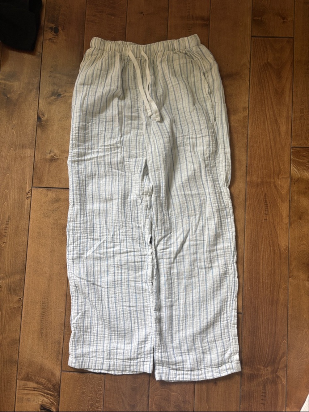 Aritzia Little Moon Cotton Sail Pant. Small + striped